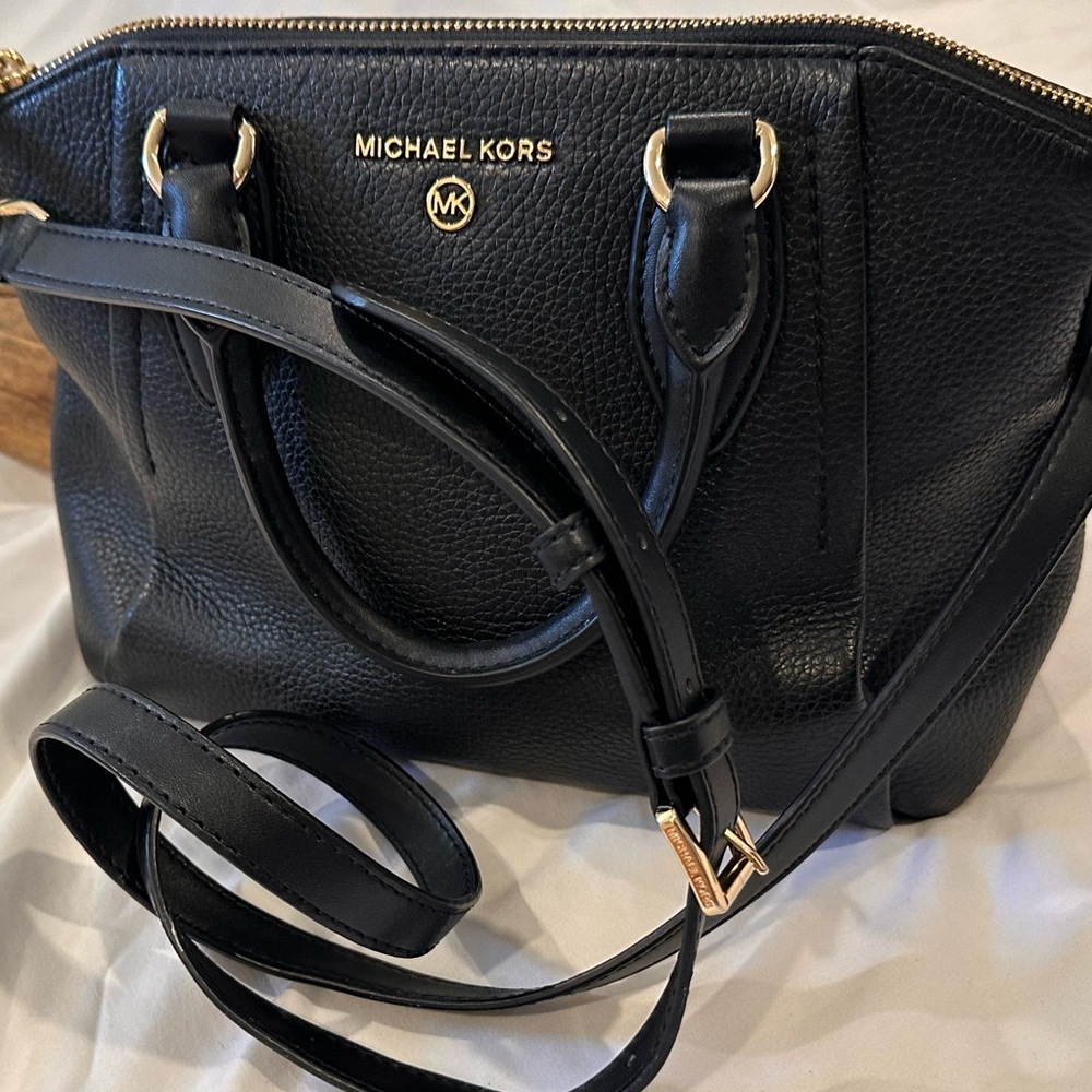 Michael Kors Sierra Satchel Tote Pebbled Leather Black